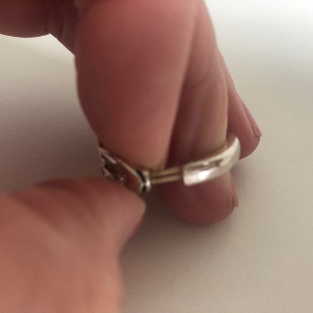 Ring - Picture 2 of 3